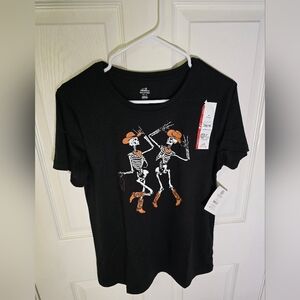 NWT Way To Celebrate Womens Medium Halloween Cowboy Skeleton Shirt